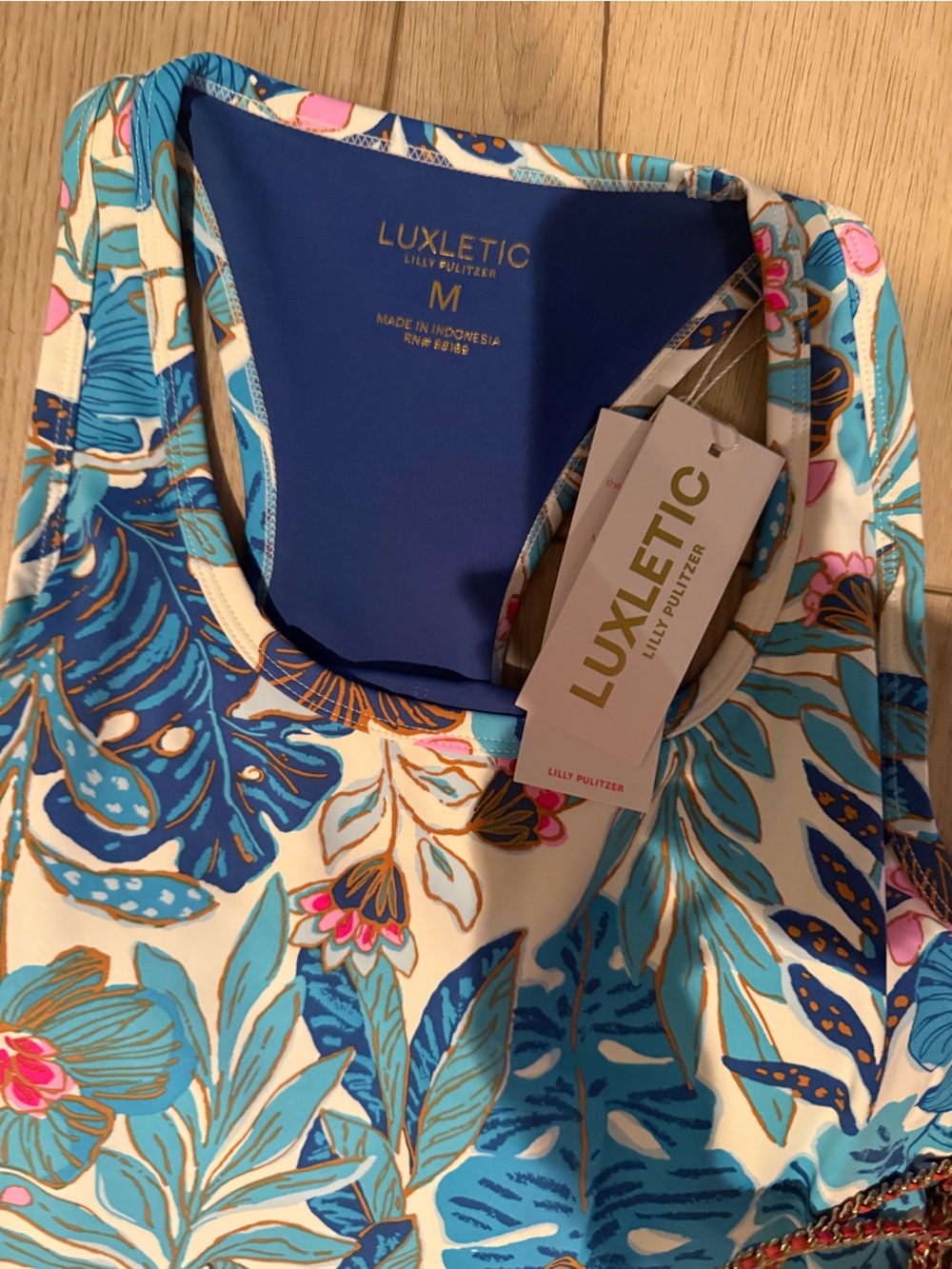 Lilly Pulitzer Blue Tropical Luxletic forehand active dress, NWTs sz M & shorts - Picture 6 of 7